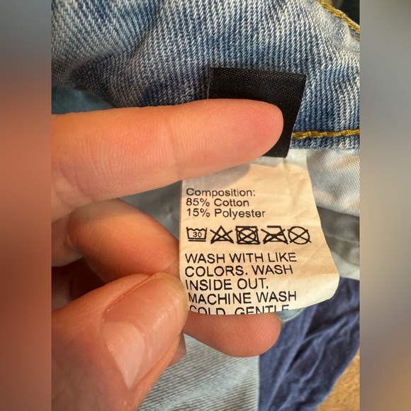 SHEIN Blue and White Straight Leg Floral Jeans - Picture 6 of 6